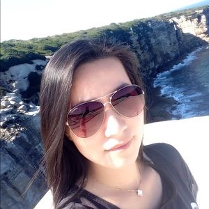 Meet your Posher, Xiaojun